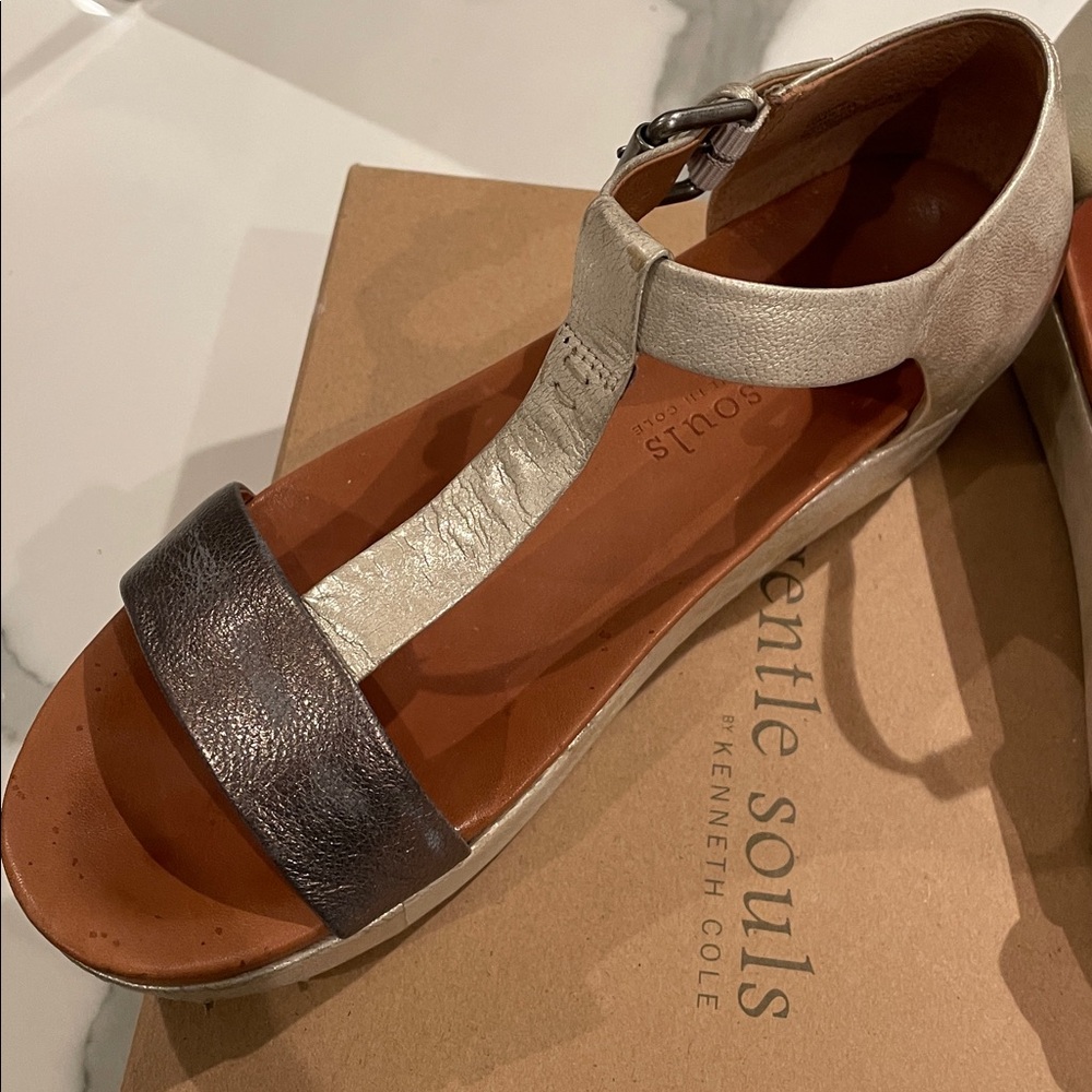 Gentle Souls by Kenneth Cole Leather Shoes